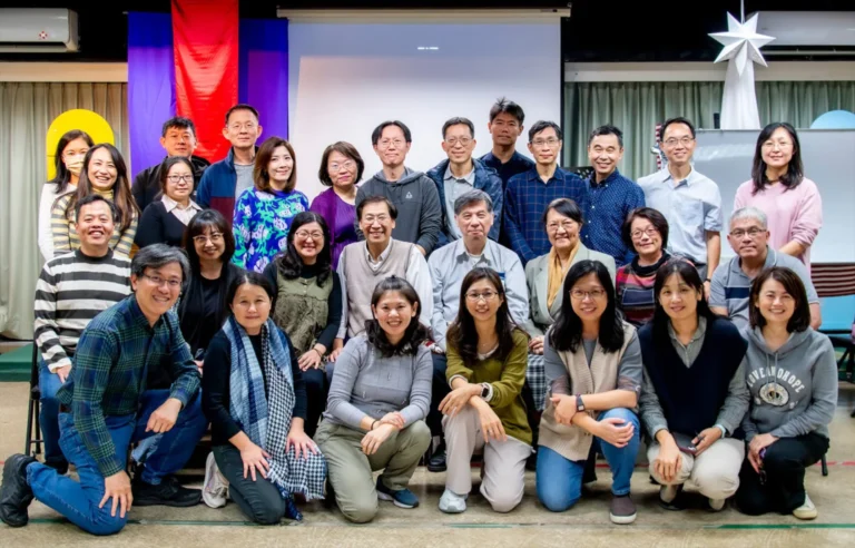 波阿斯雅斤團契